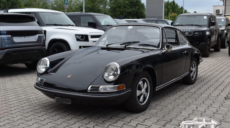 Porsche 2.2. T 4